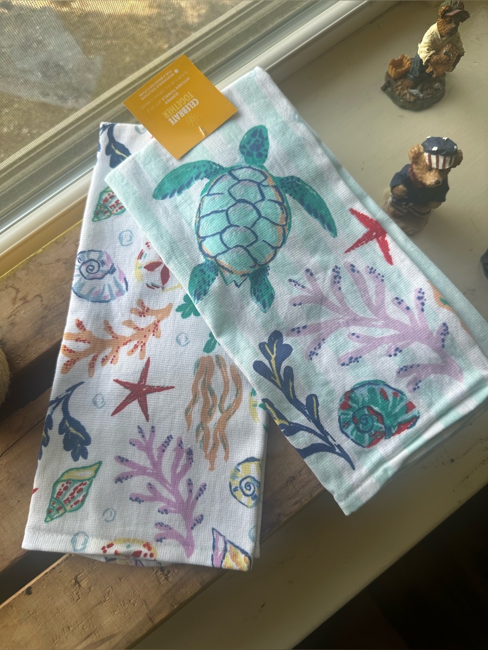 Coastal Sea Turtle Printed Kitchen Towels - Set of 2